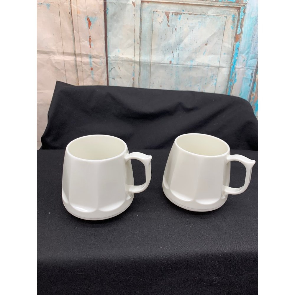 2 Cream/Off White Vintage Thermos Insulated Cups